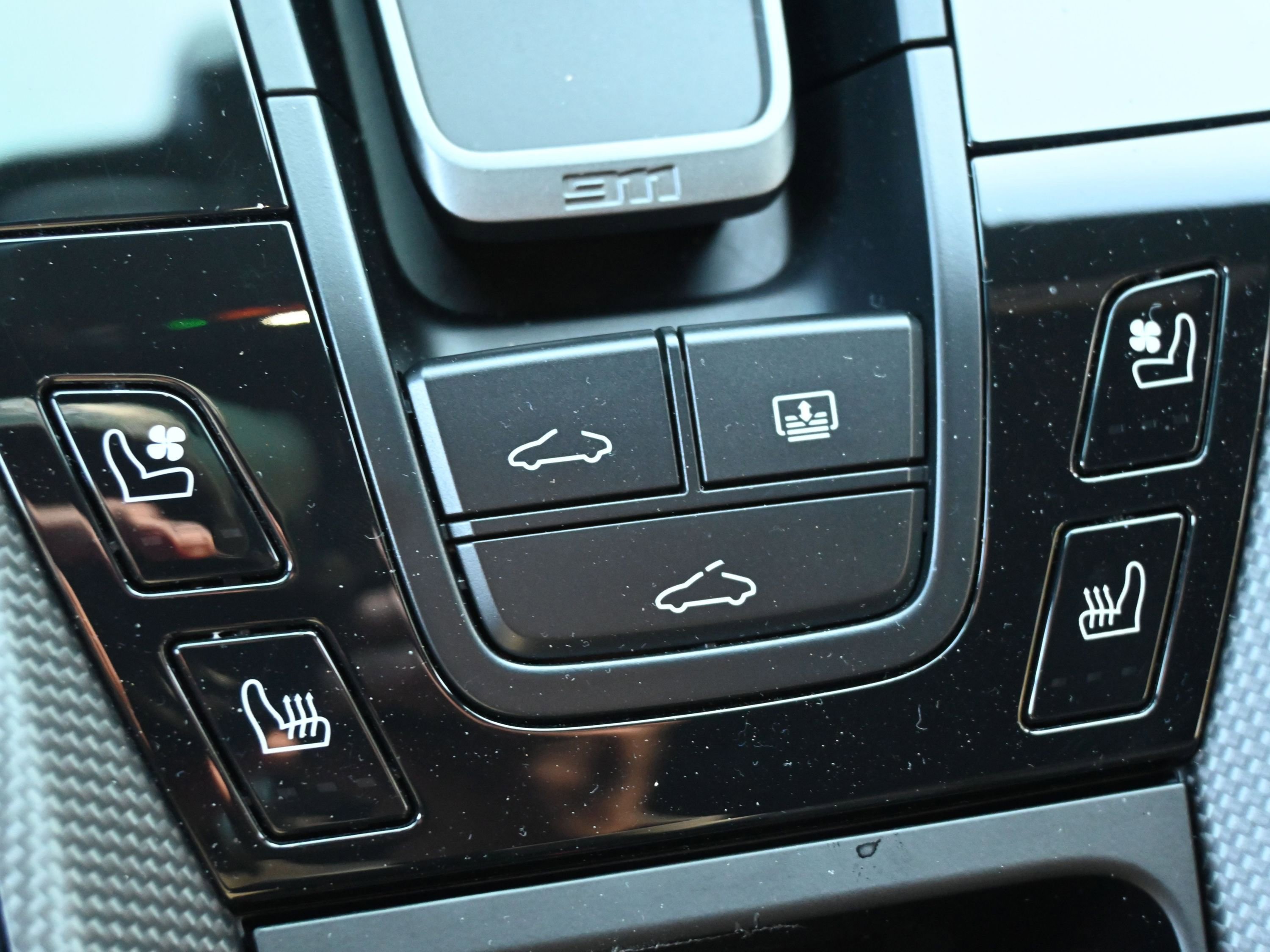 Used 2024 Porsche 911 Turbo S image 34