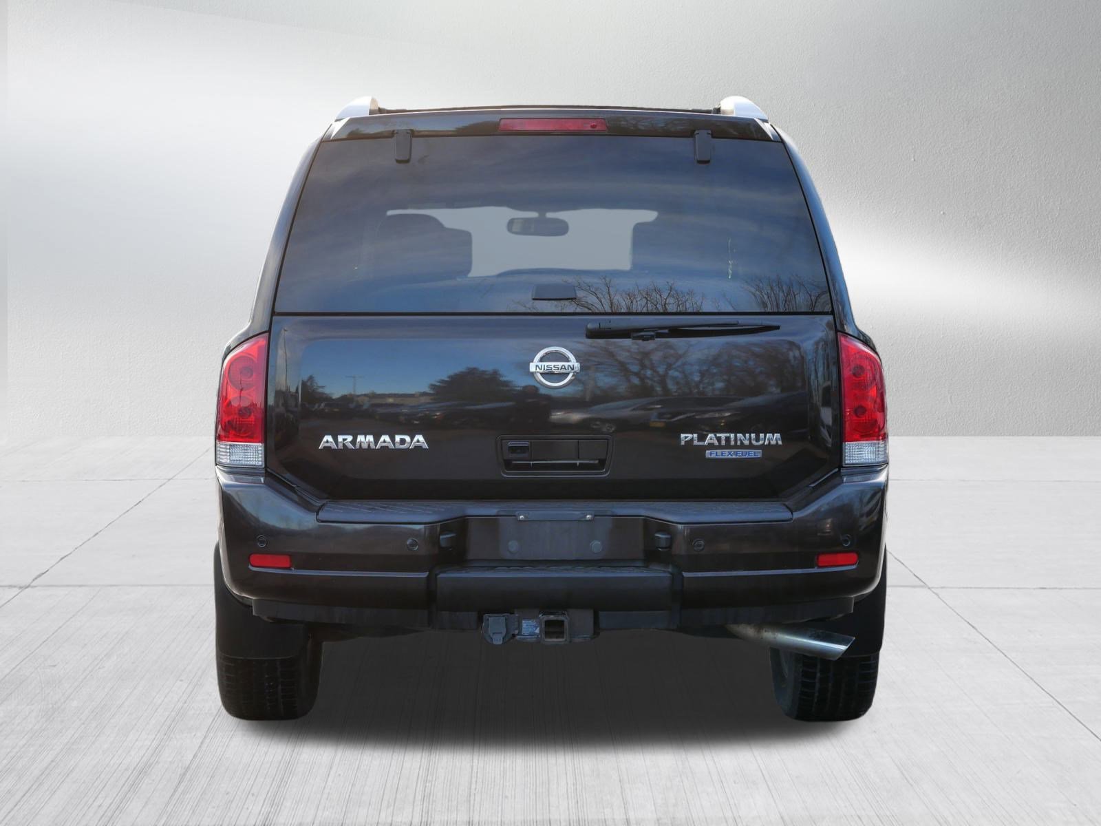 Used 2014 Nissan Armada Platinum w/ 2nd Row Captain Seat Package image 6