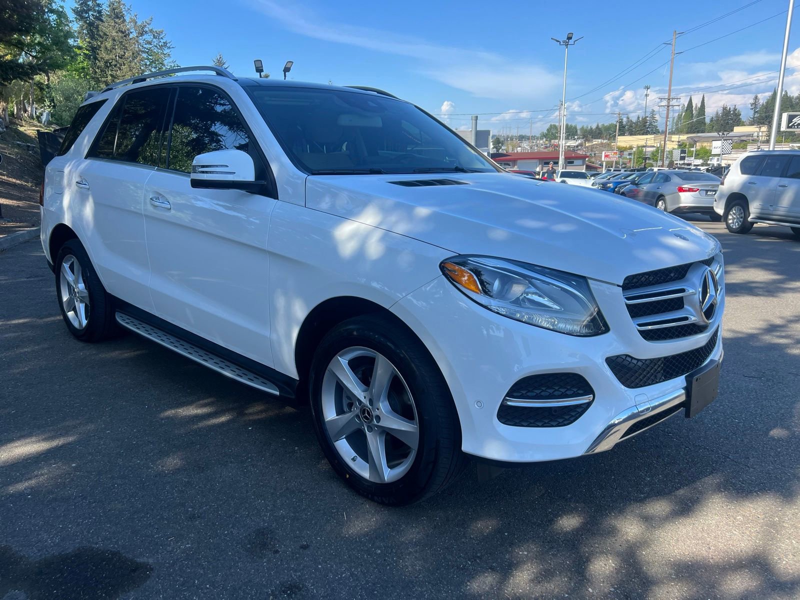Used 2018 Mercedes-Benz GLE 350 4MATIC w/ Premium 1 Package image 9