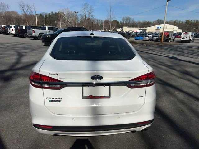 Used 2017 Ford Fusion Energi SE FWD image 4