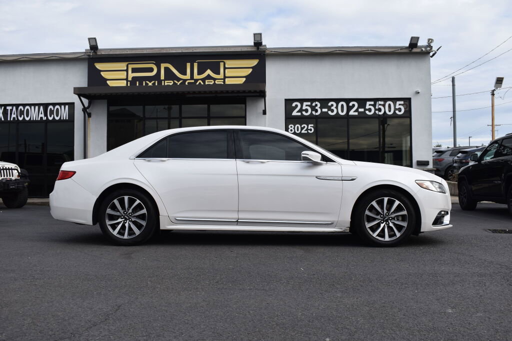 Used 2017 Lincoln Continental Premiere image 6