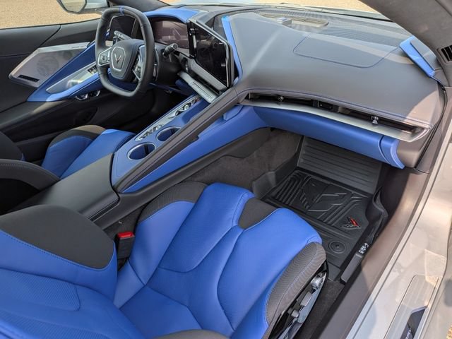 New 2026 Chevrolet Corvette Stingray Premium Cpe w/ Z51 Performance Package RWD image 17