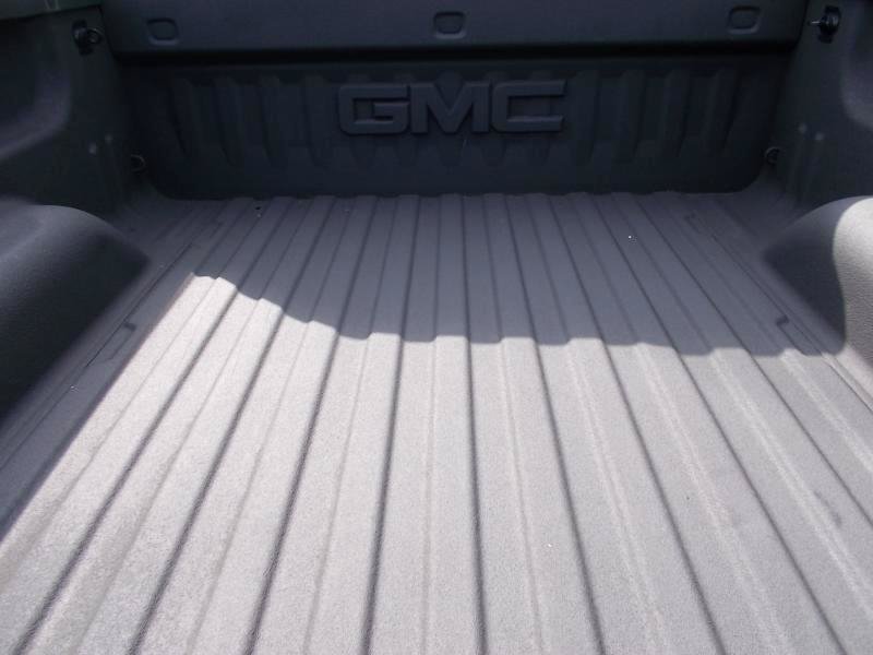 Used 2017 GMC Sierra 1500 SLT w/ SLT Premium Package AWD/4WD image 17
