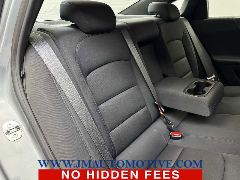 Used 2023 Chevrolet Malibu LT FWD image 18
