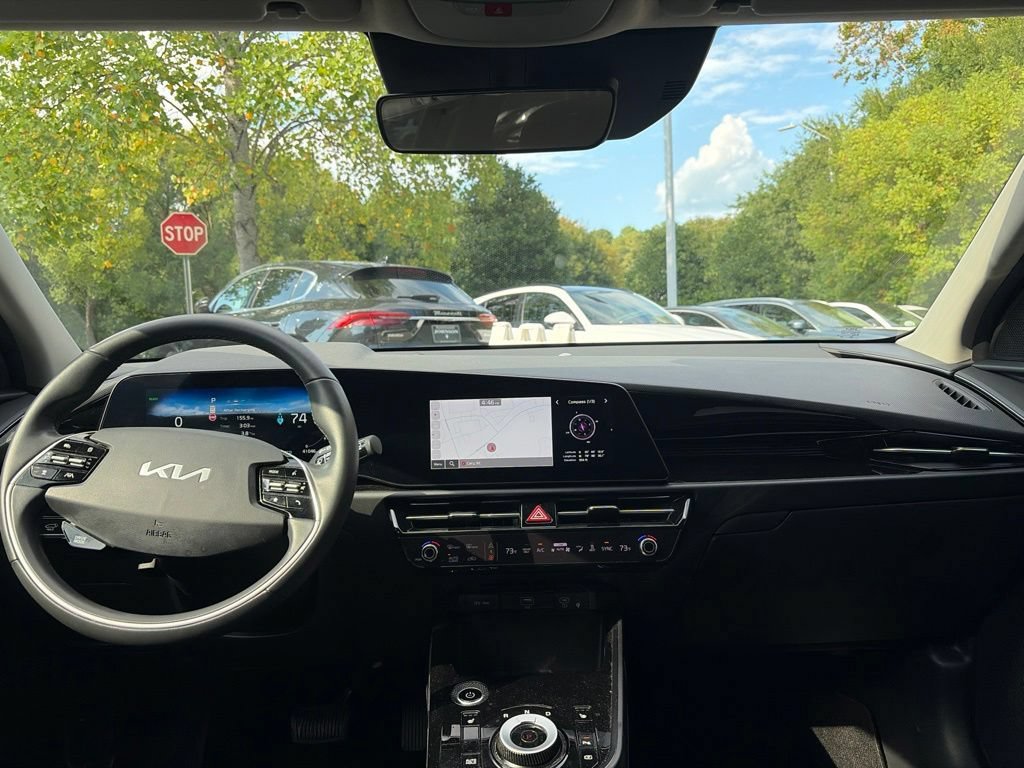 Used 2023 Kia Niro Wind FWD image 5