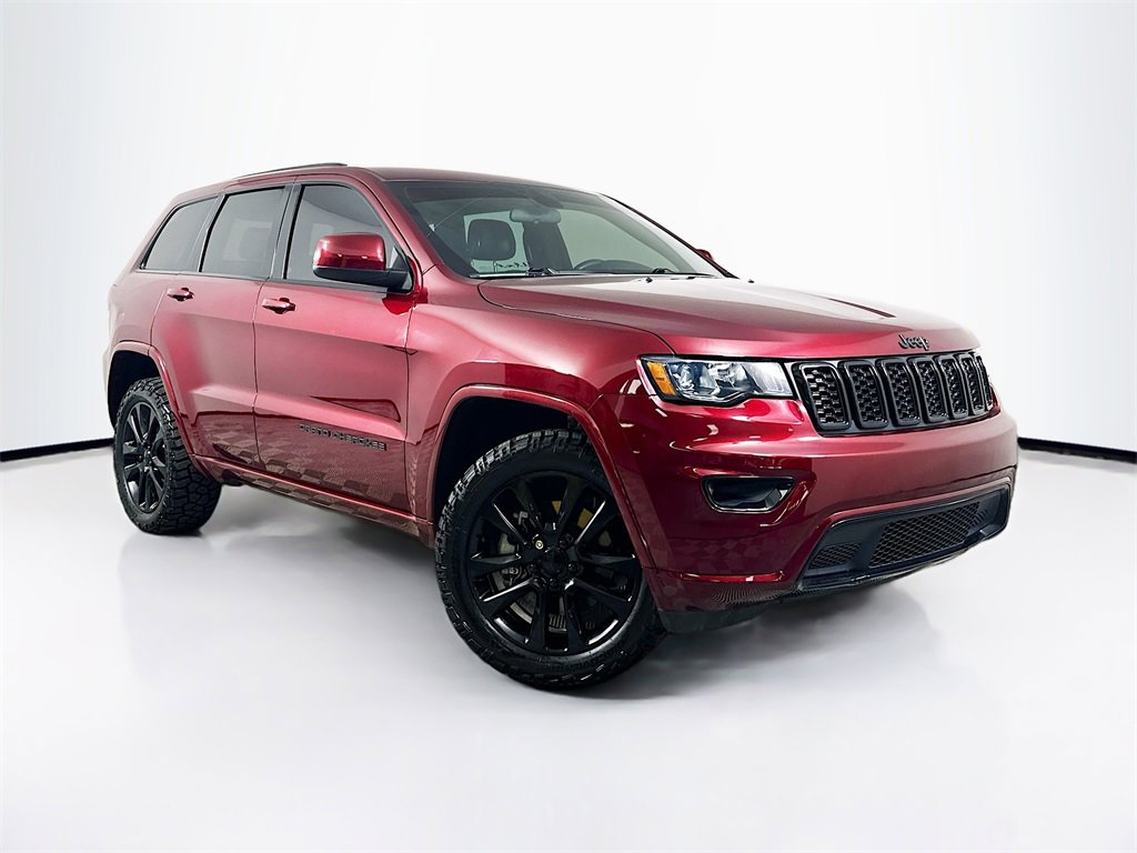 Used 2021 Jeep Grand Cherokee Laredo X image 1