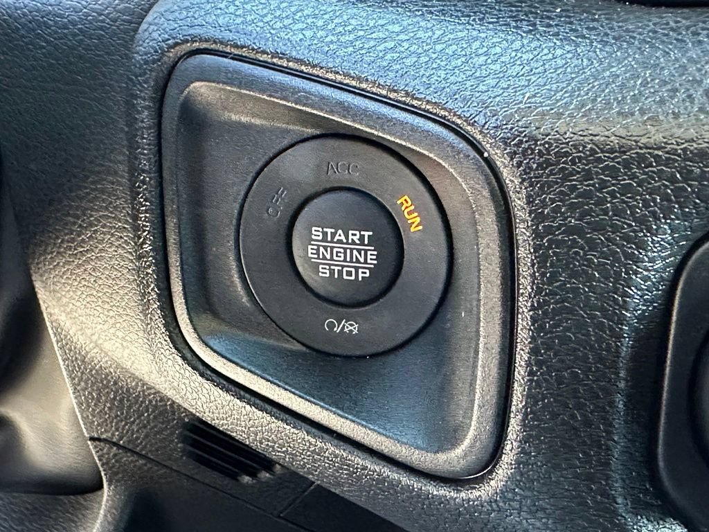 Used 2024 Jeep Wrangler Unlimited Sport AWD/4WD image 28