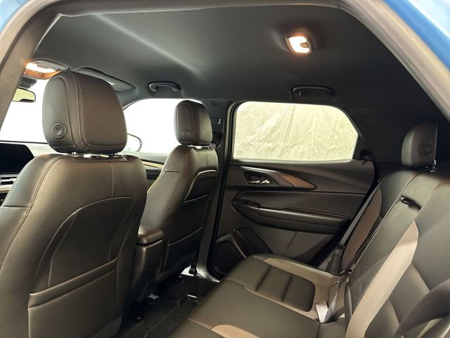 Used 2025 Chevrolet TrailBlazer ACTIV w/ Driver Confidence Package image 13