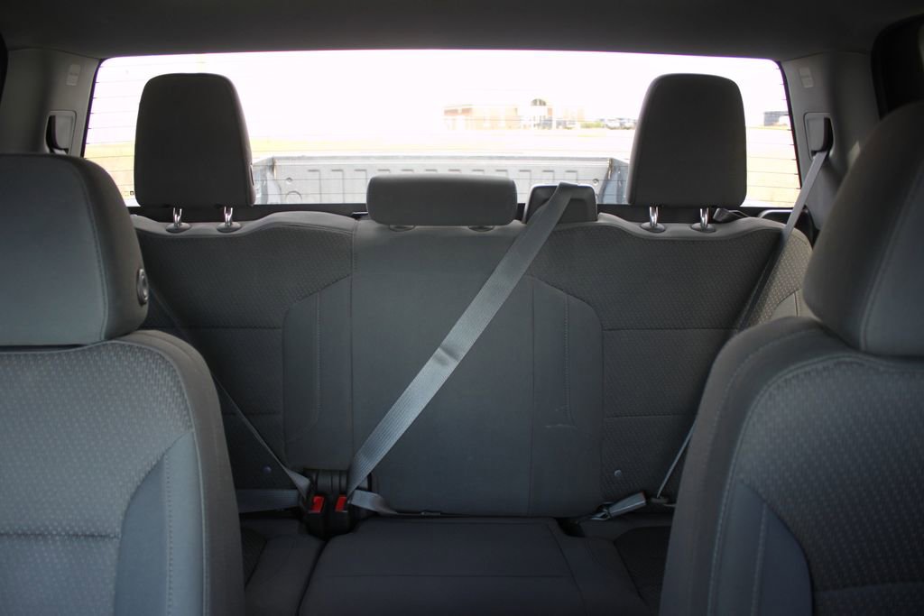 Used 2020 Chevrolet Silverado 1500 Custom w/ Custom Value Package image 18