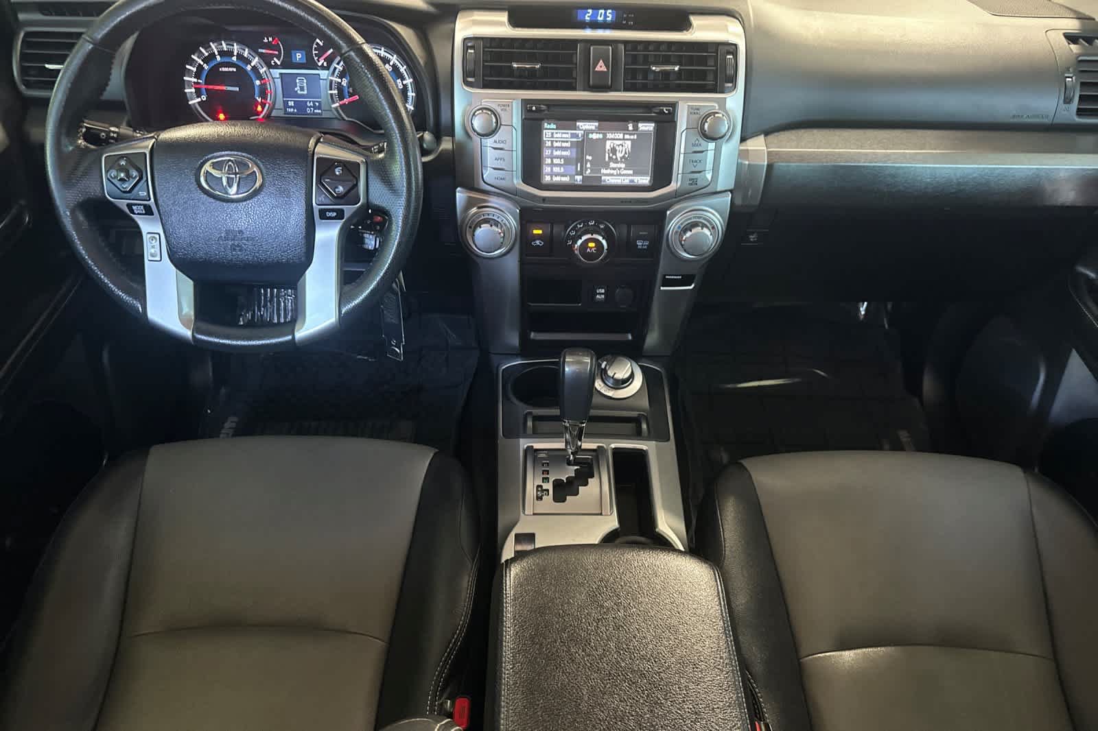 Used 2018 Toyota 4Runner SR5 Premium AWD/4WD image 3
