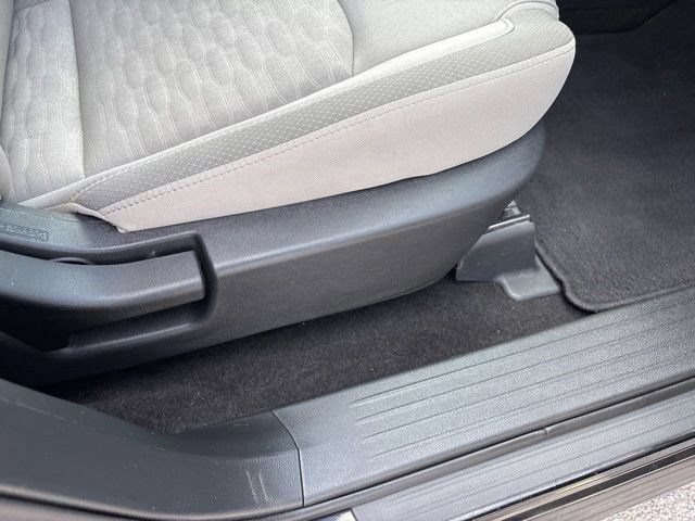 Used 2024 Nissan Pathfinder SV AWD/4WD image 39