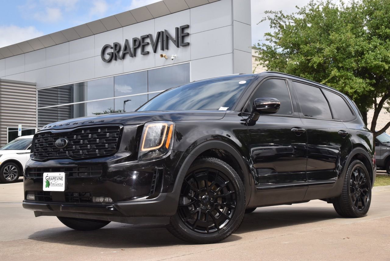 Used 2021 Kia Telluride SX w/ SX Prestige Package image 2