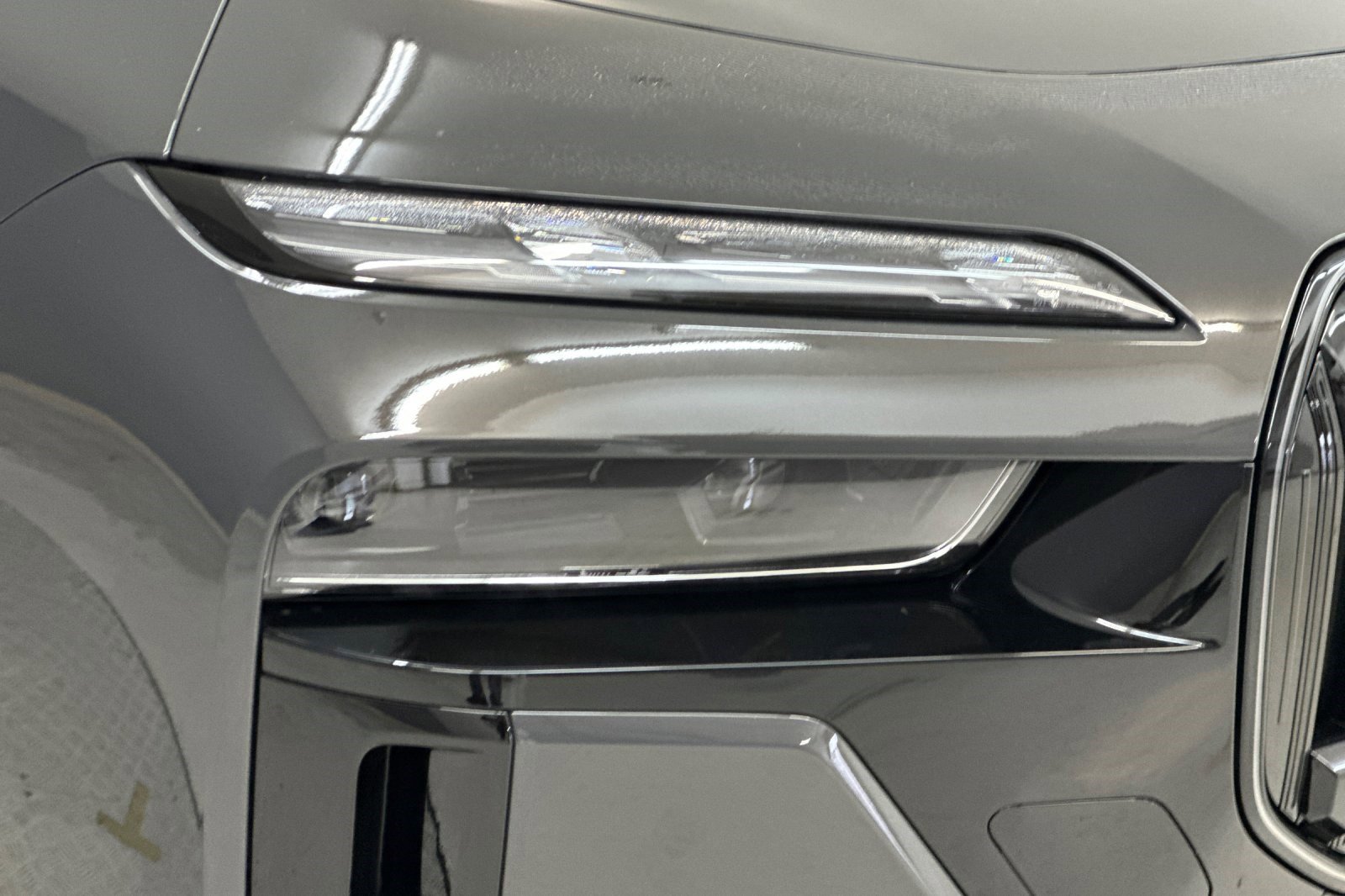 New 2026 BMW 750e xDrive w/ Executive Package AWD/4WD image 10