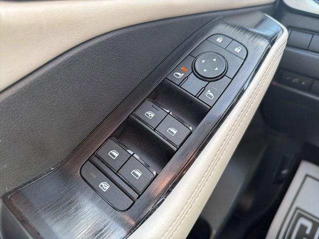 Used 2023 Nissan Rogue SV w/ SV Premium B Package FWD image 22