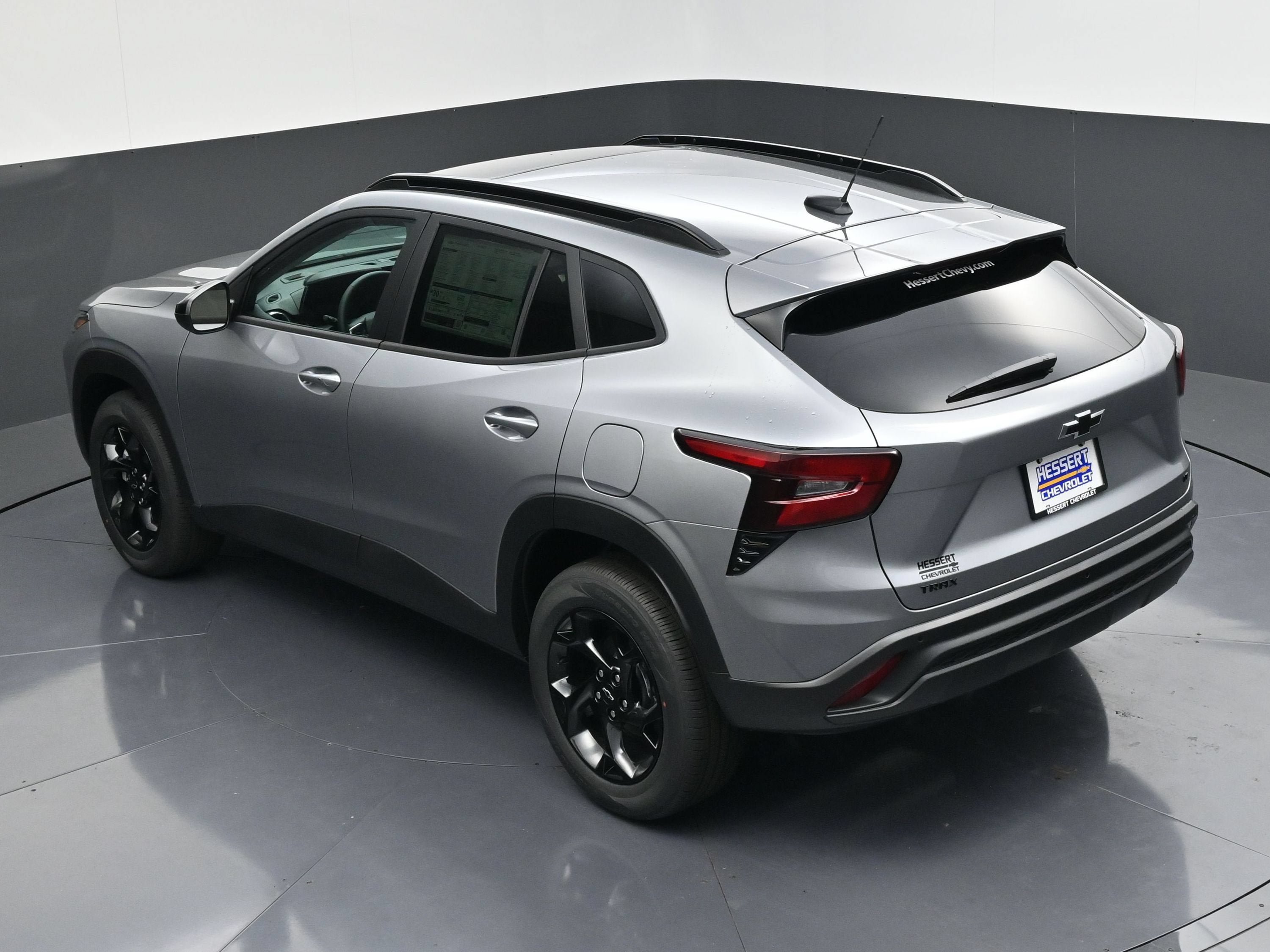 New 2026 Chevrolet Trax LT w/ Sunroof Package FWD image 48