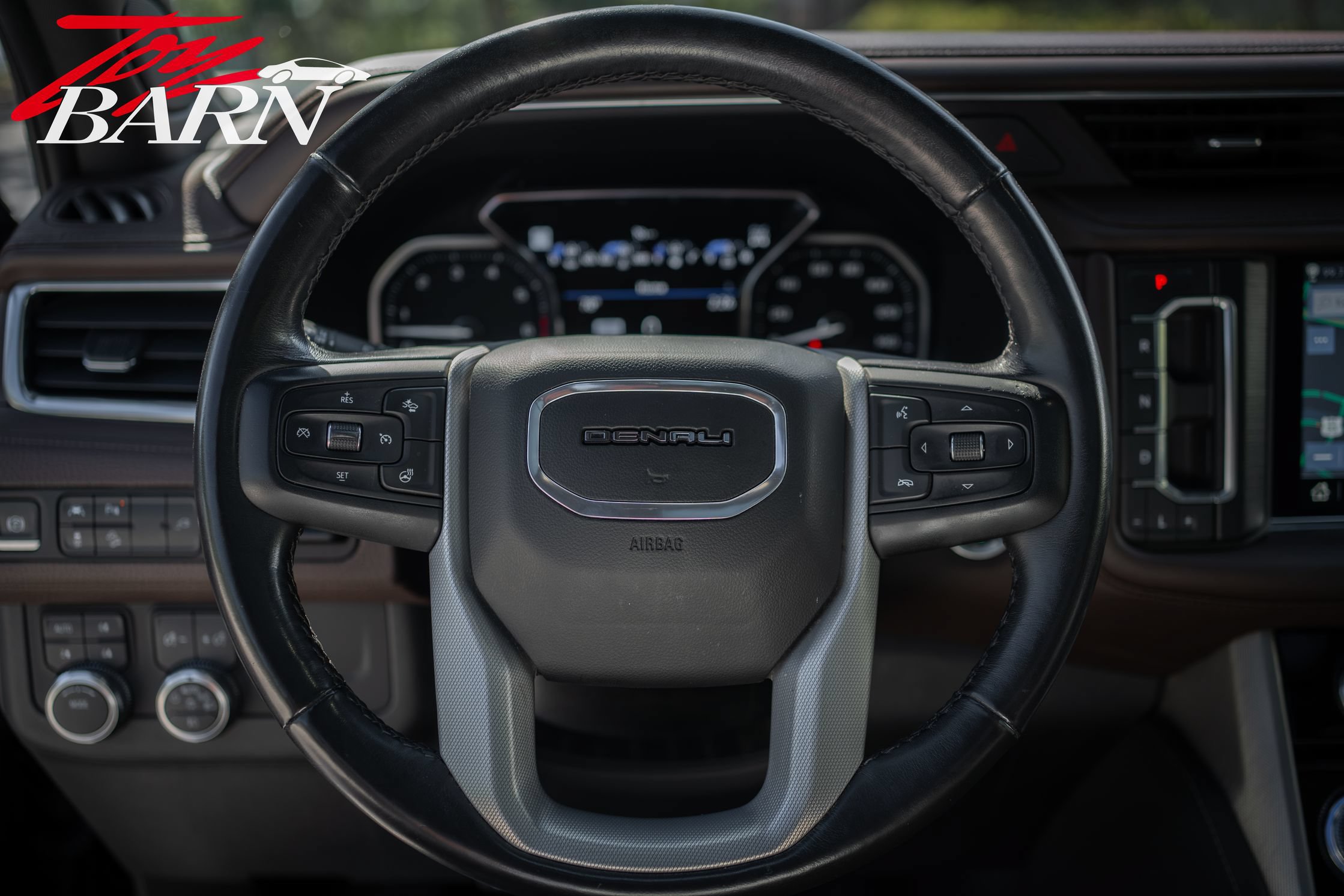 Used 2021 GMC Yukon Denali AWD/4WD image 23