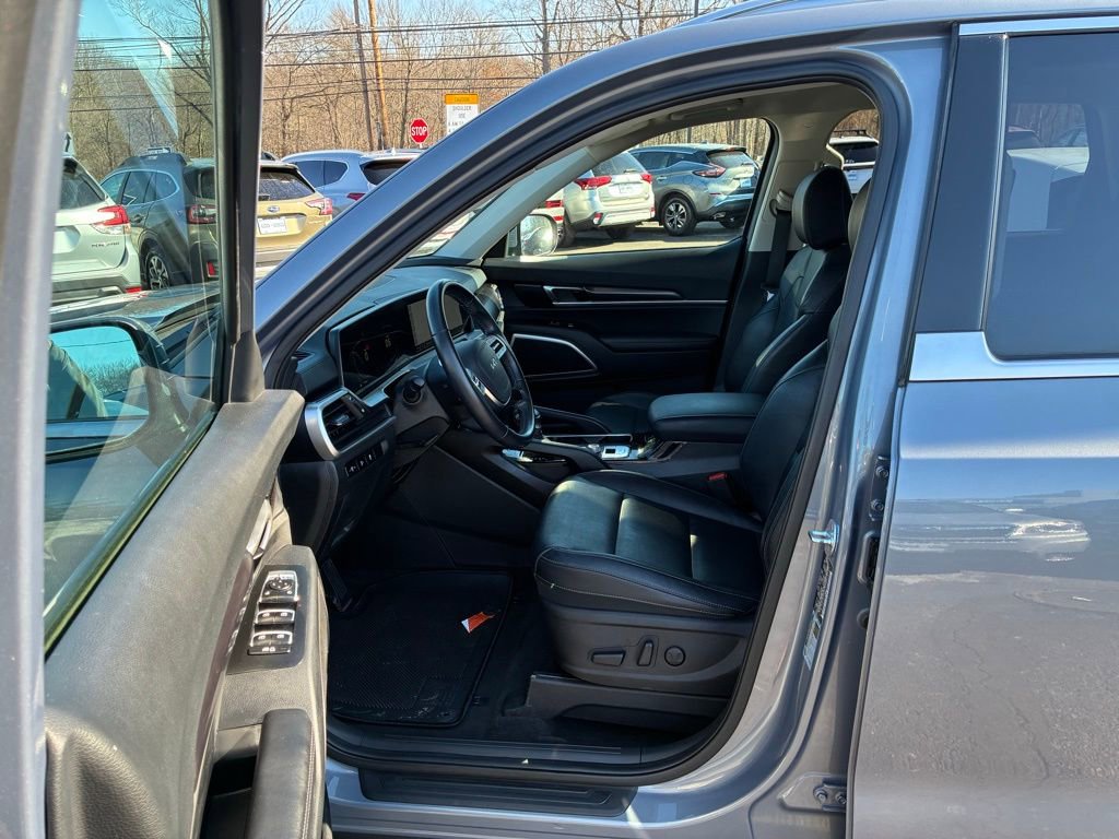 Used 2023 Kia Telluride S image 26