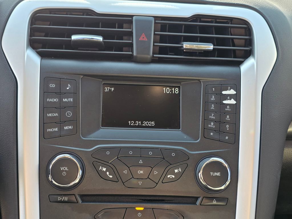 Used 2016 Ford Fusion S w/ Equipment Group 101A image 21