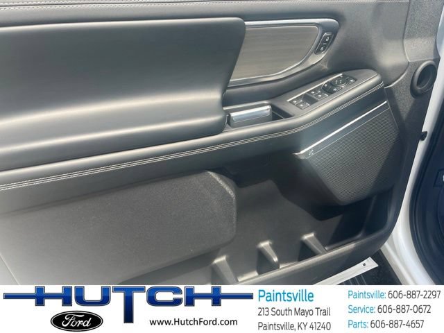 Used 2025 Ford Expedition Platinum AWD/4WD image 26