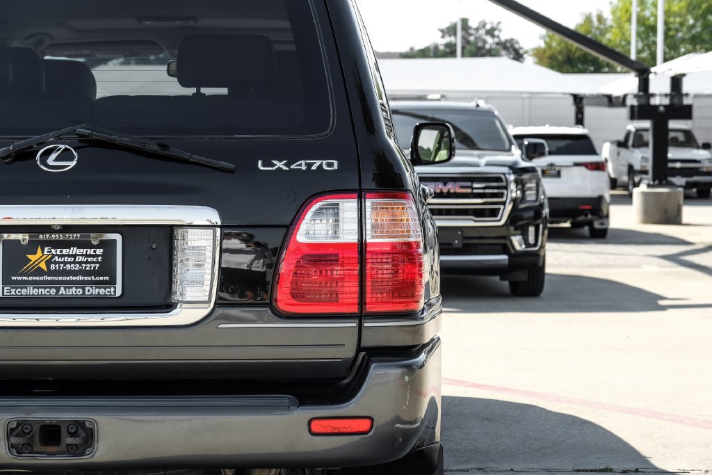 Used 2005 Lexus LX 470 4WD image 57