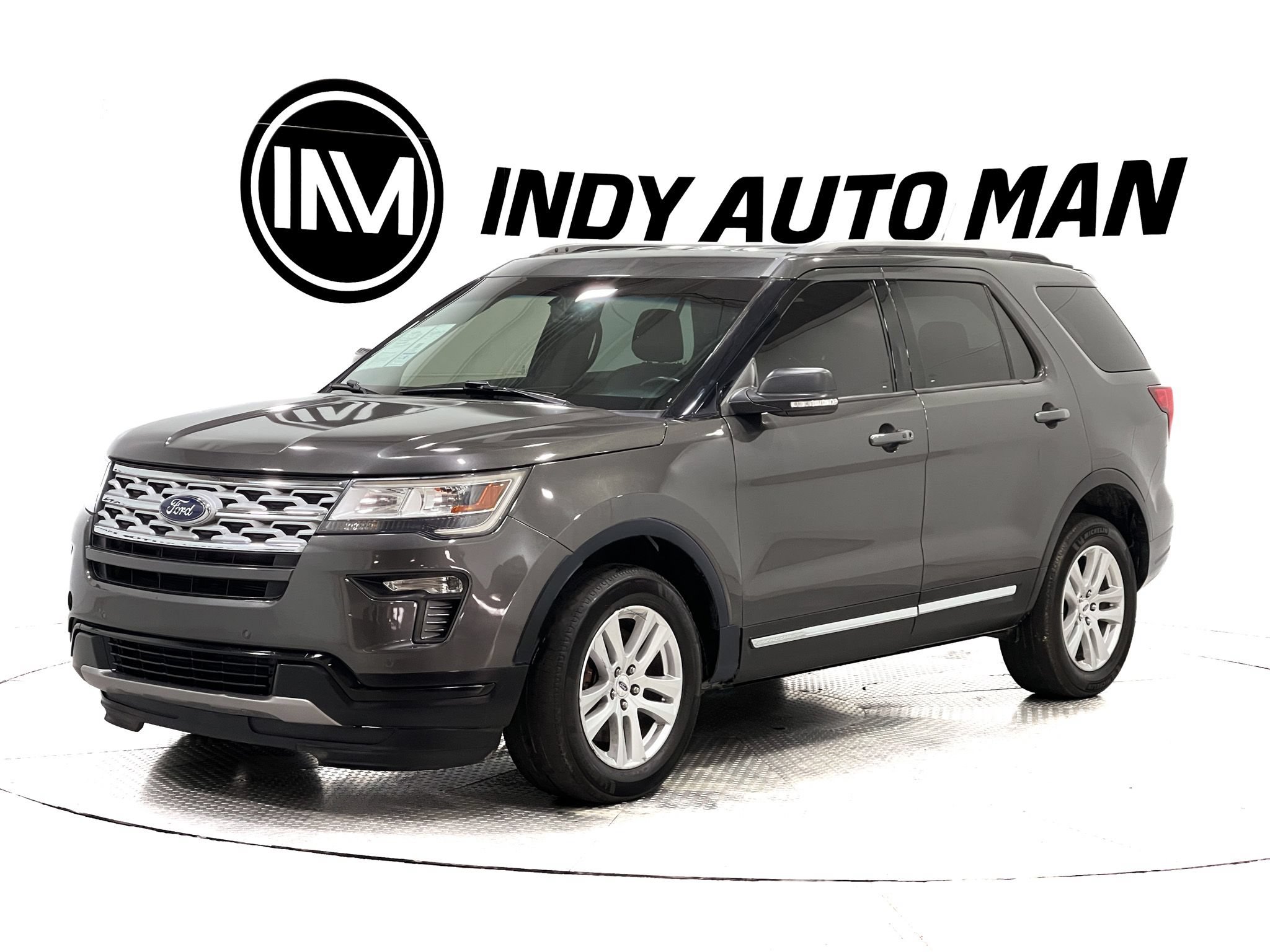 Used 2019 Ford Explorer XLT w/ Equipment Group 202A AWD/4WD image 8