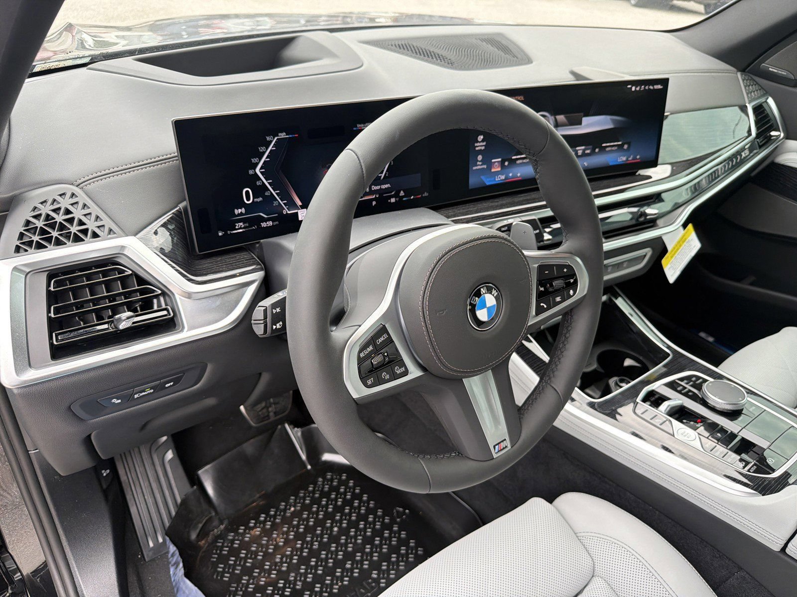 New 2026 BMW X5 xDrive40i w/ M Sport Package AWD/4WD image 23