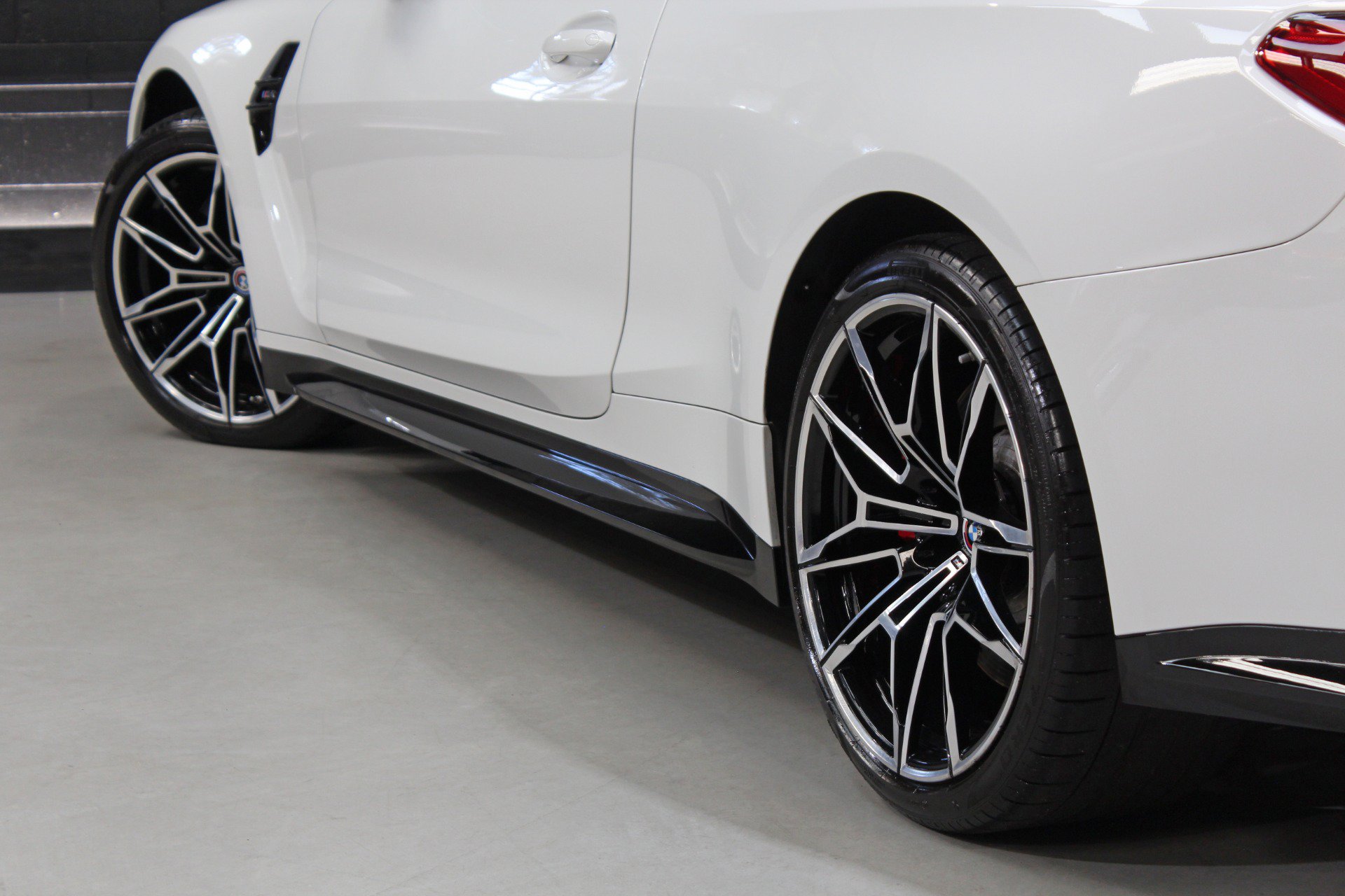 Used 2023 BMW M4 Coupe RWD image 26