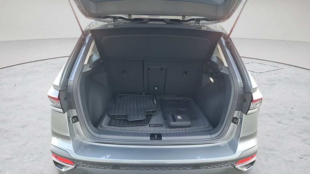 New 2025 Volkswagen Taos SEL AWD/4WD image 18