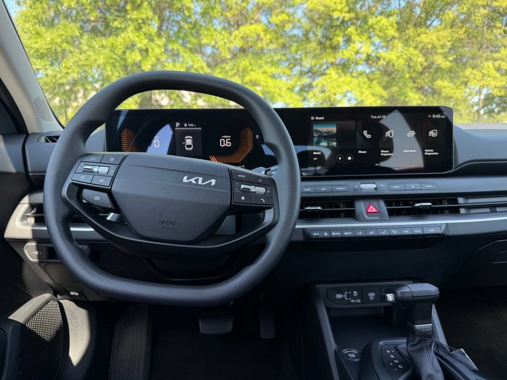 New 2026 Kia K4 FWD image 18