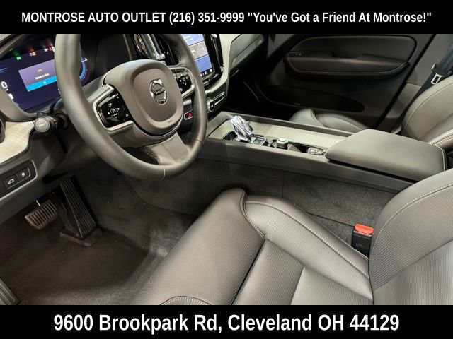 New 2025 Volvo XC60 T8 Ultra w/ Protection Package Premier image 12