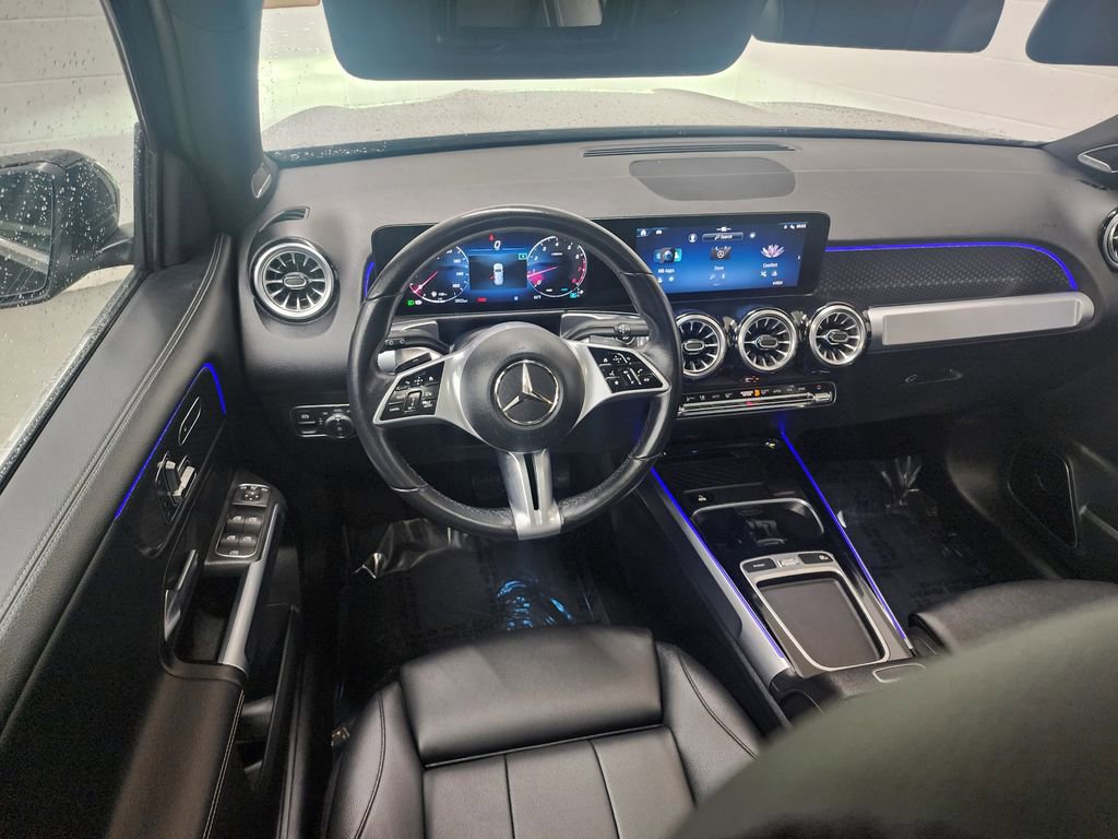 Used 2024 Mercedes-Benz GLB 250 4MATIC image 28