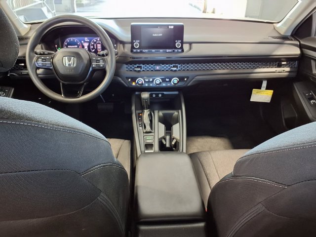 Certified 2025 Honda Accord SE image 19