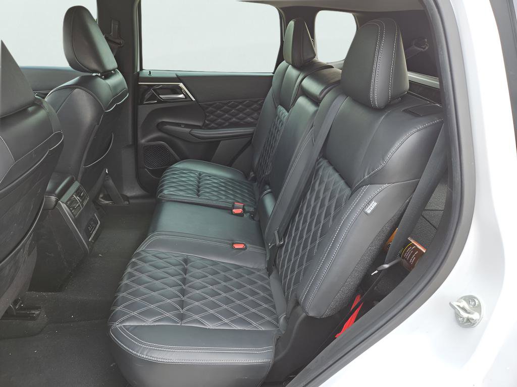 Used 2022 Mitsubishi Outlander SEL image 20