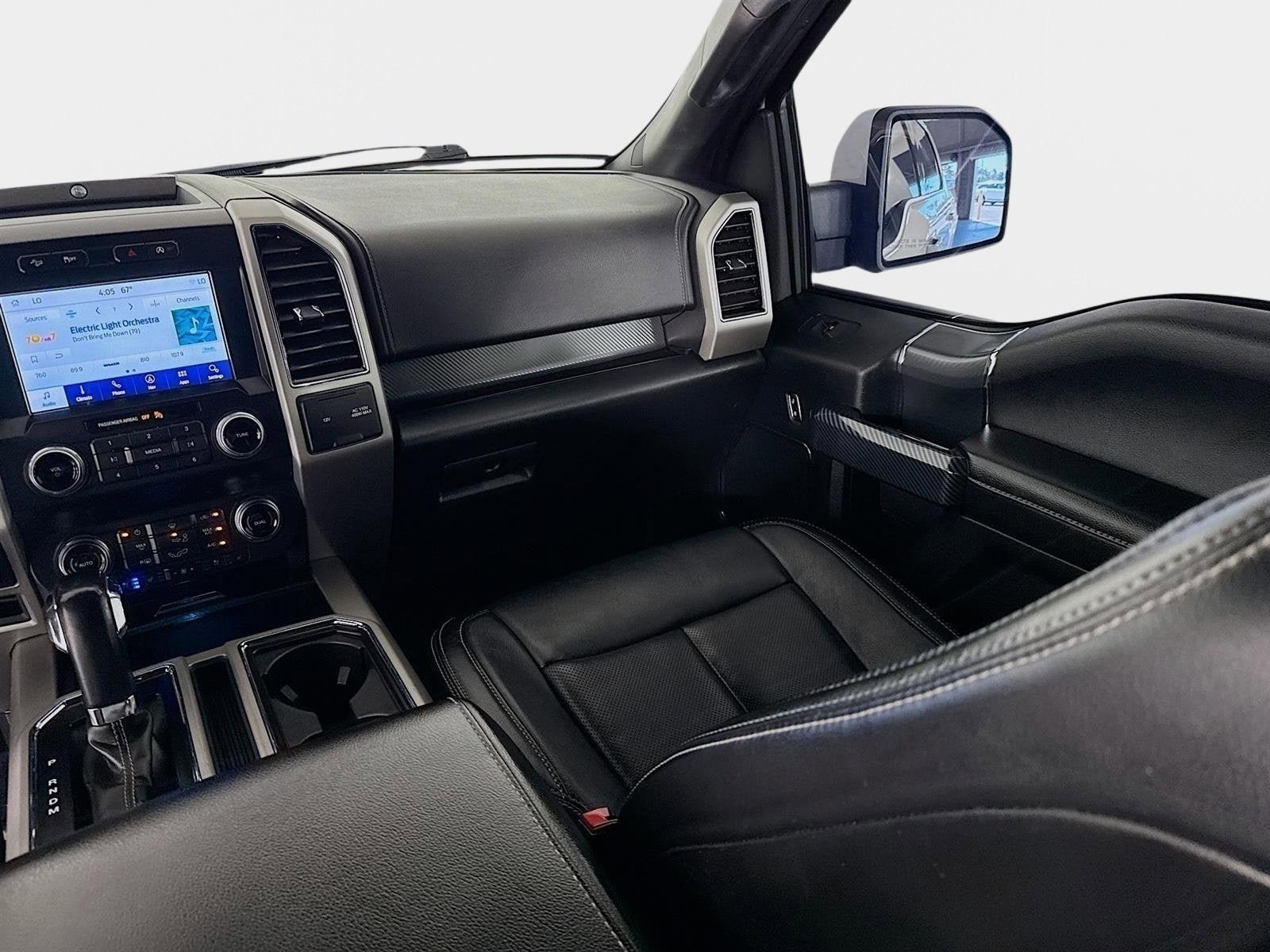 Used 2019 Ford F150 Lariat w/ Equipment Group 502A Luxury AWD/4WD image 24