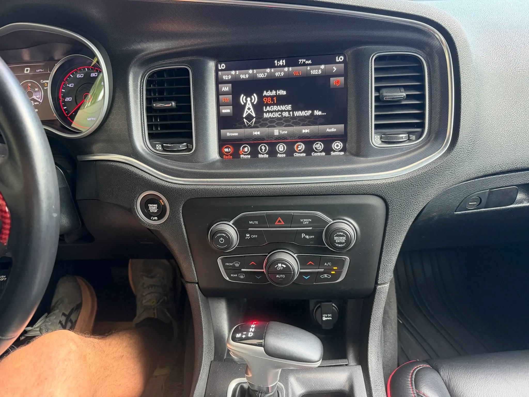 Used 2018 Dodge Charger SXT Plus RWD image 13