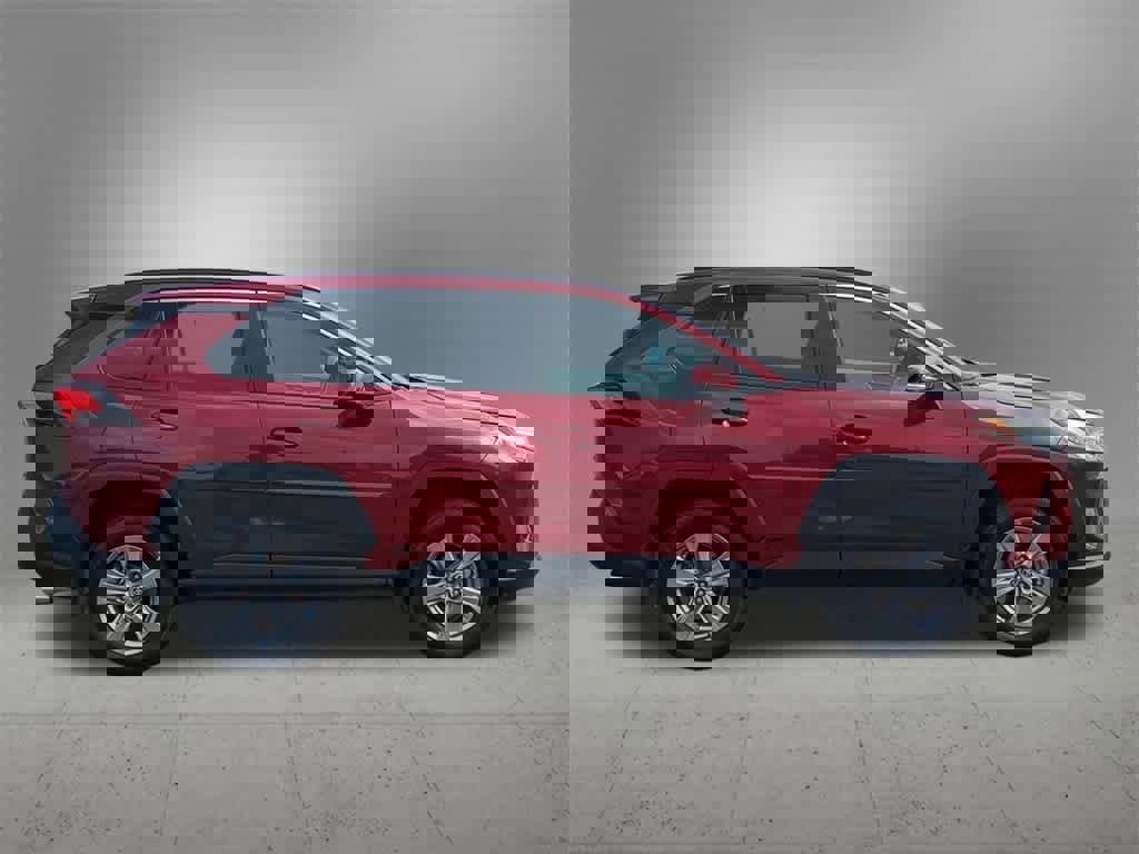 Used 2023 Toyota RAV4 XLE w/ Convenience Package image 7