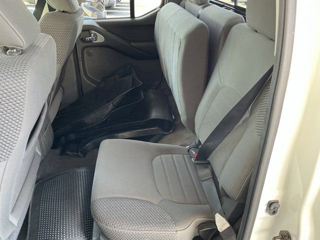 Used 2014 Nissan Frontier PRO-4X image 14