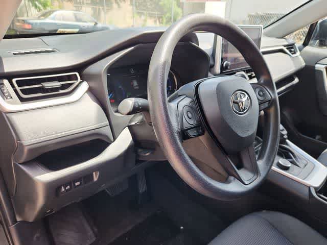 Certified 2024 Toyota RAV4 LE AWD/4WD image 10