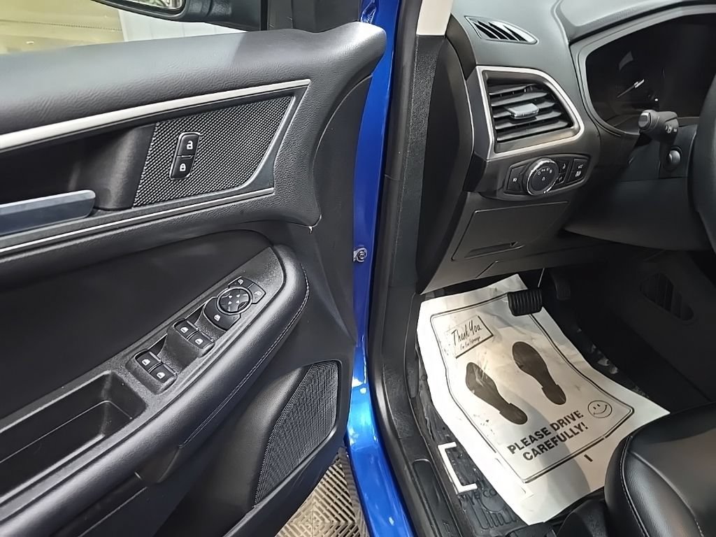 Used 2024 Ford Edge SEL w/ Convenience Package AWD/4WD image 28