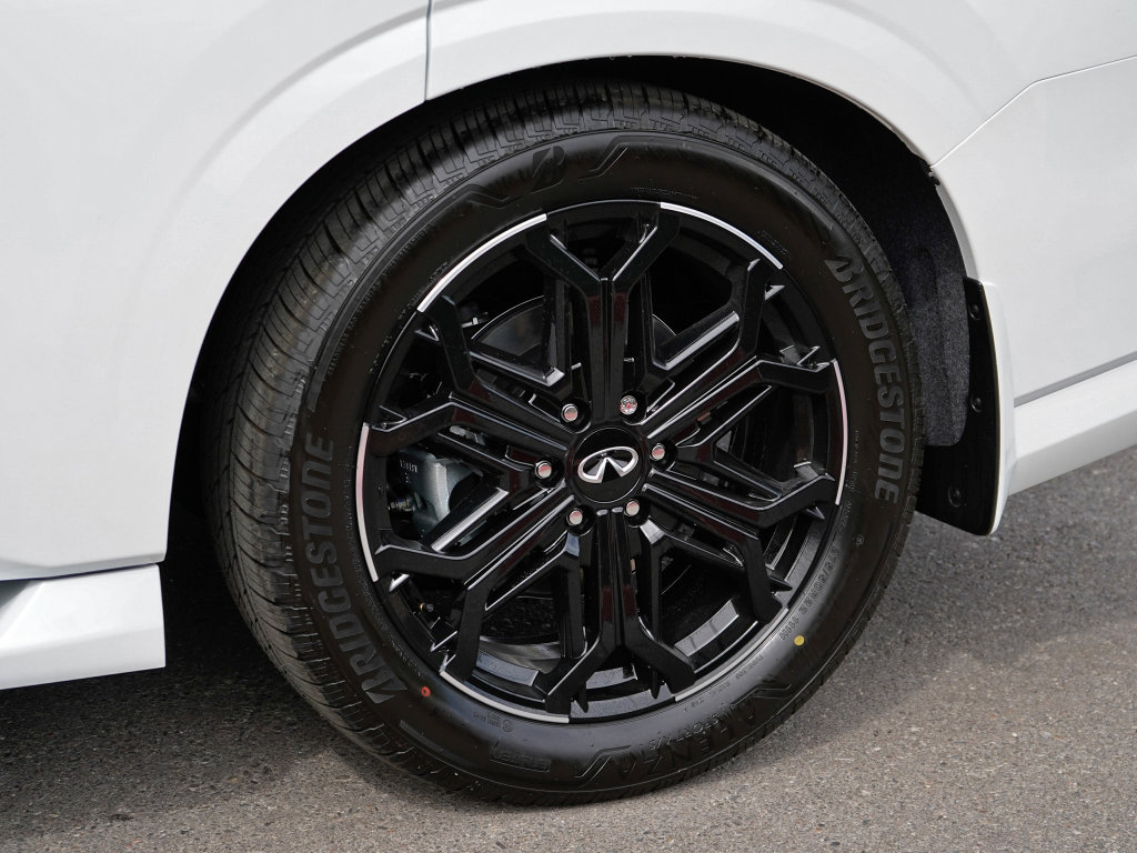 New 2026 INFINITI QX80 4WD image 6