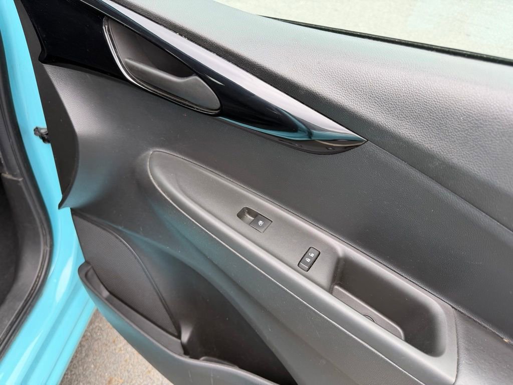 Used 2022 Chevrolet Spark LT FWD image 29
