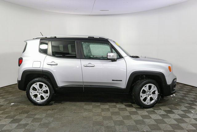 Used 2017 Jeep Renegade Limited image 14