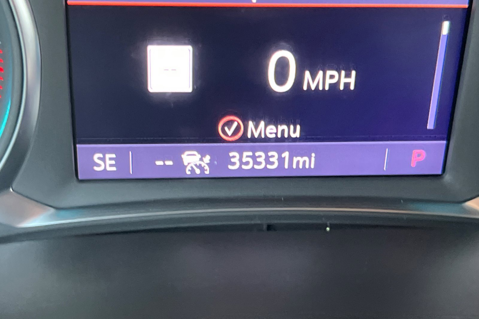 Used 2023 Chevrolet Traverse RS image 37