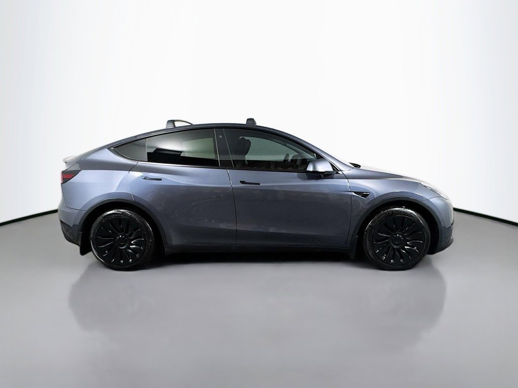 Used 2020 Tesla Model Y Long Range image 6