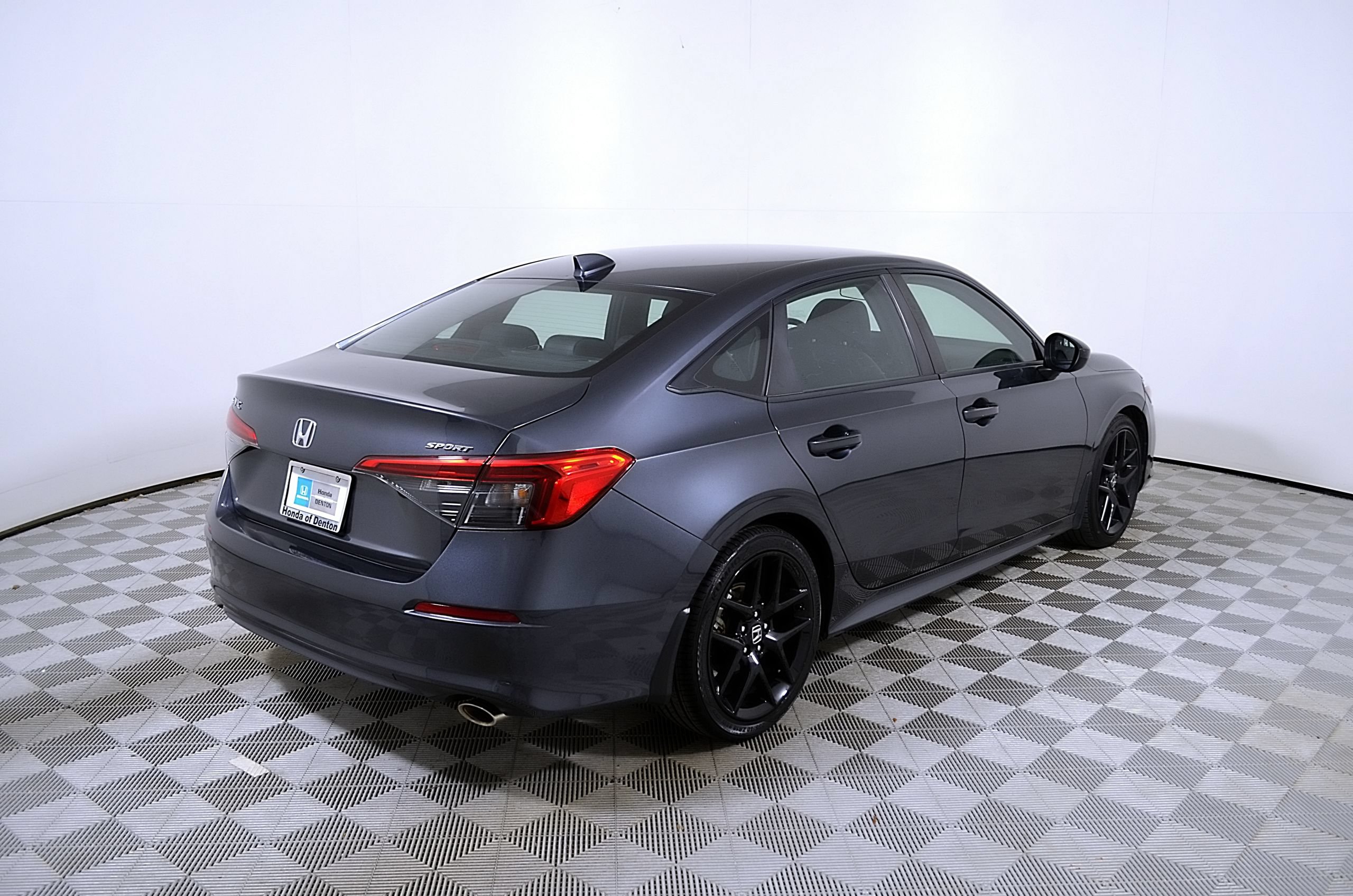 Used 2024 Honda Civic Sport image 7