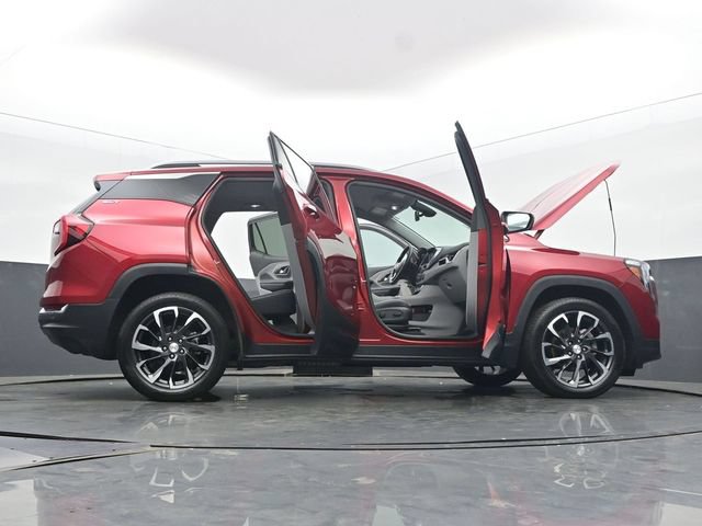 Used 2023 GMC Terrain SLT w/ LPO, Floor Liner Package FWD image 59