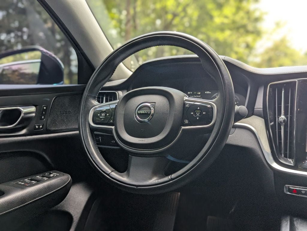 Used 2019 Volvo S60 T5 Inscription FWD image 21