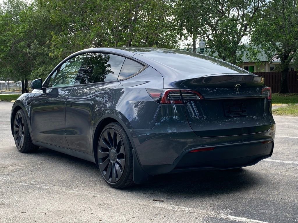 Used 2022 Tesla Model Y Performance AWD/4WD image 4