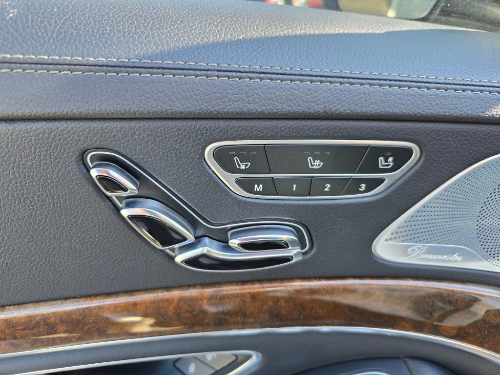 Used 2015 Mercedes-Benz S 550 4MATIC Sedan image 36