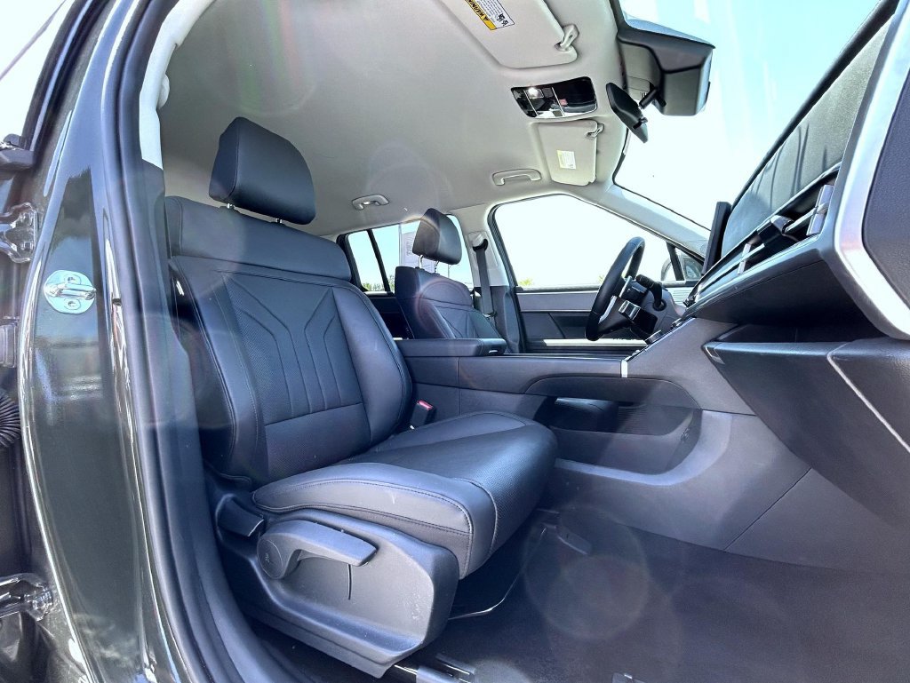 Used 2026 Hyundai Santa Fe SEL AWD/4WD image 16